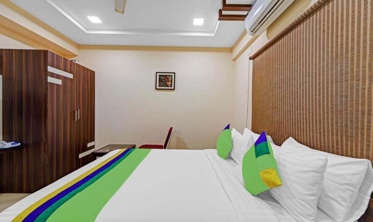Treebo Trend Aadvik Sai Residency Hotel Ченай Екстериор снимка